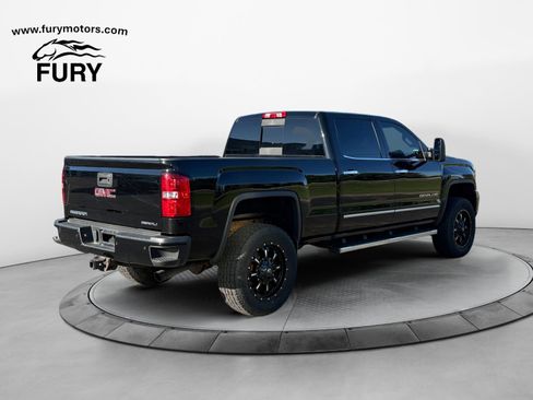 Used 2015 GMC Sierra 2500 Denali AWD/4WD image 4