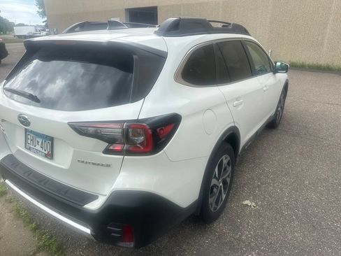 Used 2020 Subaru Outback Limited w/ Popular Package #2 AWD/4WD image 9