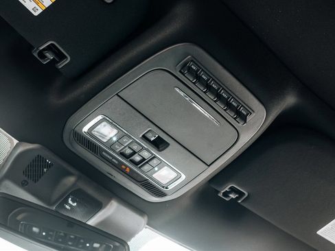 Used 2024 Ford F150 Raptor AWD/4WD image 38