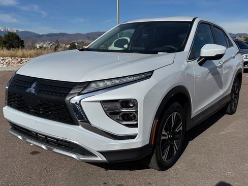 Used 2025 Mitsubishi Eclipse Cross SE image 3