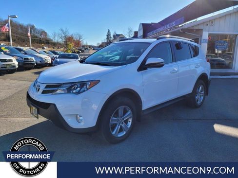 Used 2015 Toyota RAV4 XLE image 3