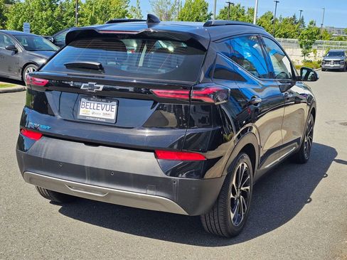 Used 2022 Chevrolet Bolt EUV Premier FWD image 5