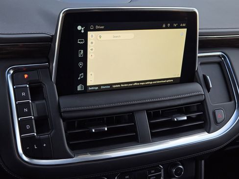 Certified 2024 Chevrolet Tahoe Z71 w/ Luxury Package image 21