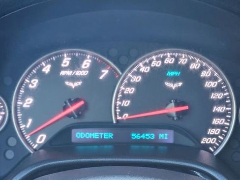 Used 2005 Chevrolet Corvette Coupe w/ Preferred Equipment Group image 17