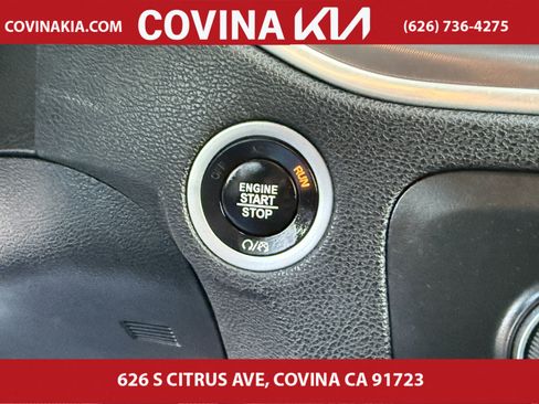 Used 2022 Dodge Charger SXT image 23