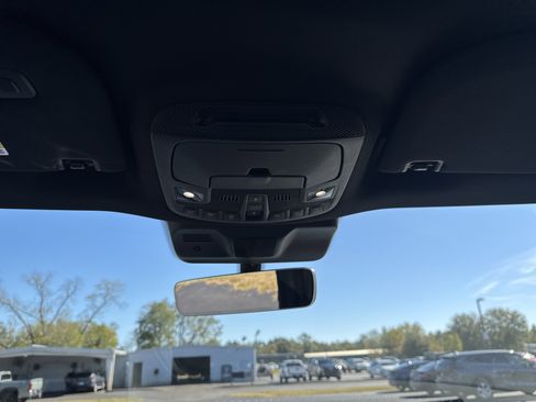 Used 2023 Lincoln Navigator Reserve image 22