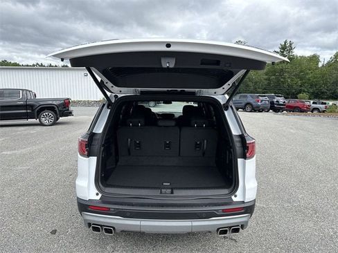New 2025 GMC Acadia Elevation image 26