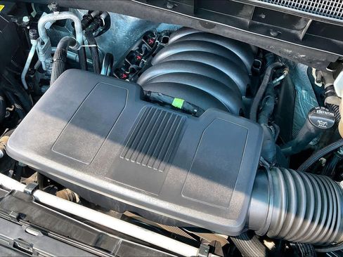 Used 2021 Chevrolet Silverado 1500 LT Trail Boss w/ Convenience Package II AWD/4WD image 31