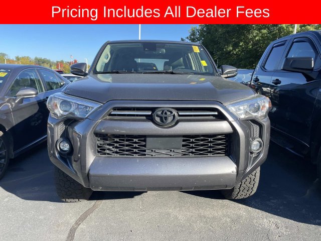 Used 2022 Toyota 4Runner SR5 Premium AWD/4WD image 12