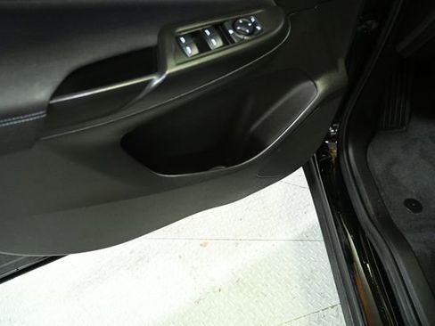 Used 2022 Chevrolet Bolt EUV LT w/ Comfort Package image 43