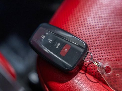 Used 2023 Toyota Camry XSE w/ Navigation Package image 41