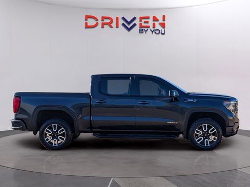 Used 2023 GMC Sierra 1500 AT4 w/ AT4 Premium Package image 7