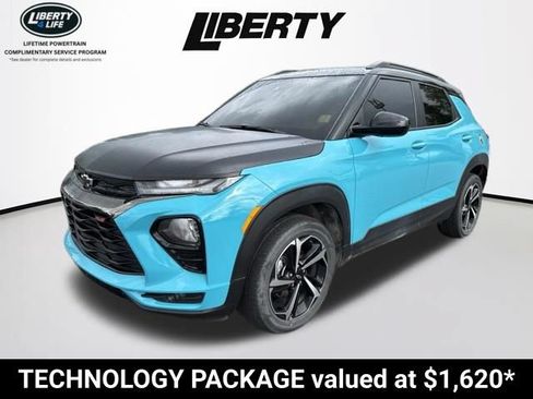 Used 2021 Chevrolet TrailBlazer RS w/ Sun and Liftgate Package AWD/4WD image 3