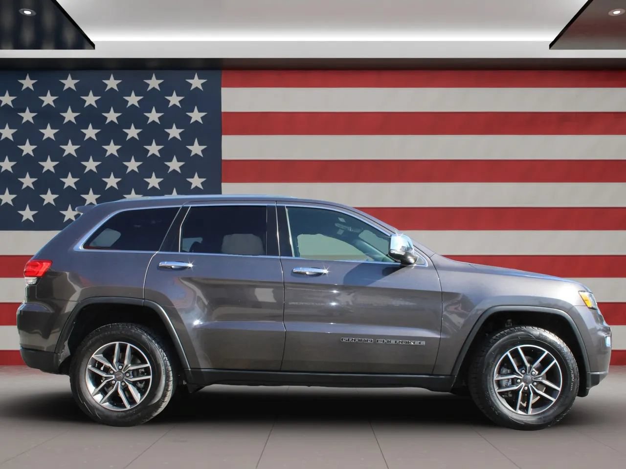 Used 2019 Jeep Grand Cherokee Limited AWD/4WD image 41