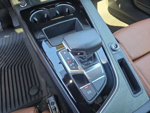 Used 2020 Audi A4 2.0T Premium w/ Convenience Package image 30