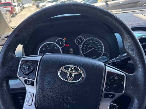 Used 2014 Toyota Tundra SR5 w/ SR5 Upgrade Package AWD/4WD image 16
