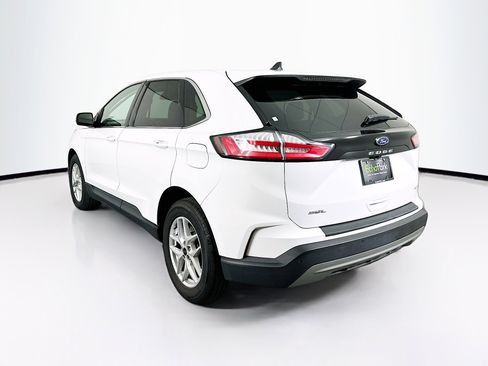 Used 2023 Ford Edge SEL image 5