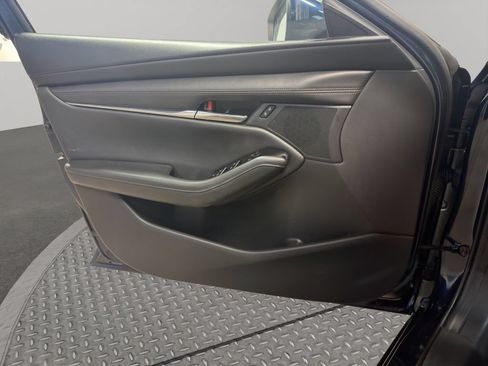 Used 2022 MAZDA MAZDA3 s FWD image 16