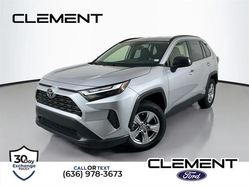 Used 2025 Toyota RAV4 LE AWD/4WD image 1