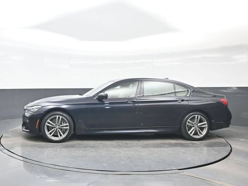 Used 2018 BMW 750i xDrive AWD/4WD image 3