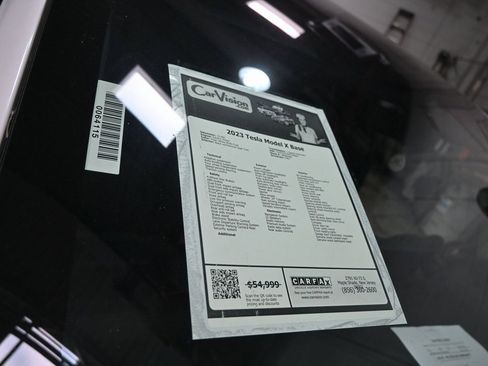 Used 2023 Tesla Model X image 3