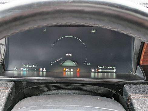 Used 2021 Lincoln Navigator L Reserve image 30