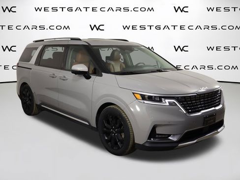 Used 2022 Kia Carnival SX Prestige image 49