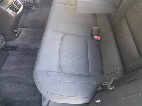 Used 2016 Chevrolet Malibu LT FWD image 24