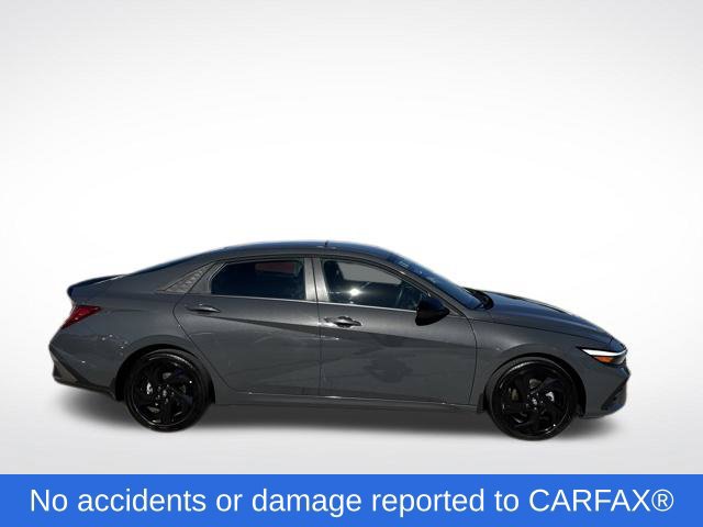 Used 2026 Hyundai Elantra SEL FWD image 2