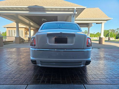 Used 2007 Rolls-Royce Phantom Sedan RWD image 7