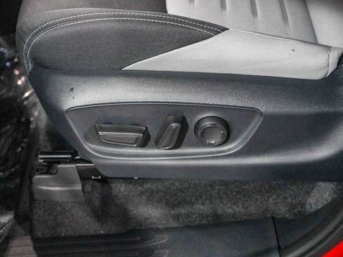 New 2025 Toyota Tacoma TRD Off-Road image 22