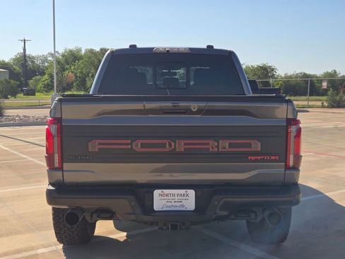 Used 2025 Ford F150 Raptor AWD/4WD image 4