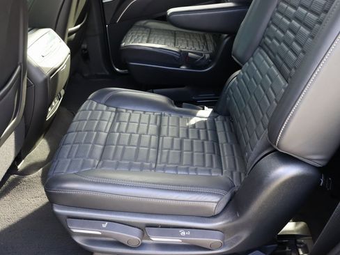 Used 2023 Cadillac Escalade Sport Platinum image 24