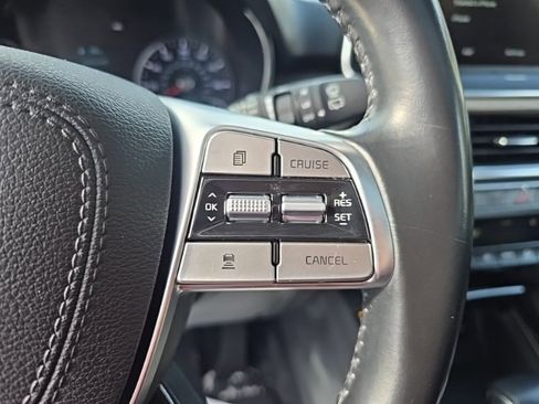 Certified 2022 Kia Telluride EX w/ EX Premium Package image 10