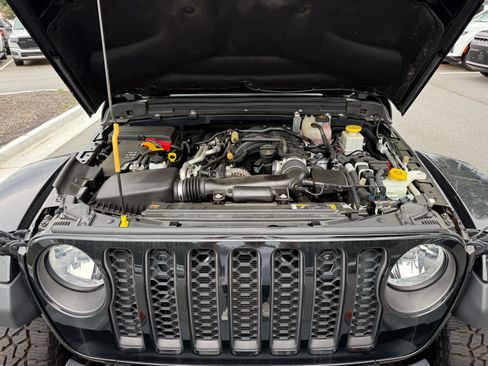 Used 2022 Jeep Gladiator Mojave w/ Trailer Tow Package AWD/4WD image 30