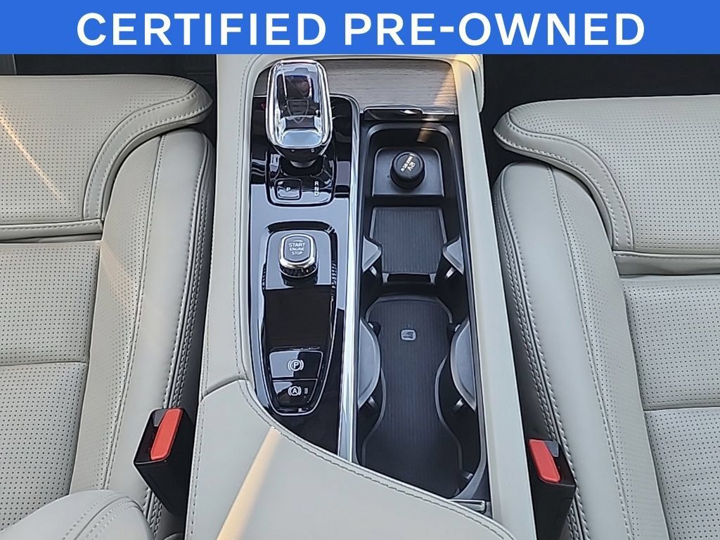Certified 2024 Volvo XC90 B6 Ultimate w/ Protection Package Premier AWD/4WD image 23