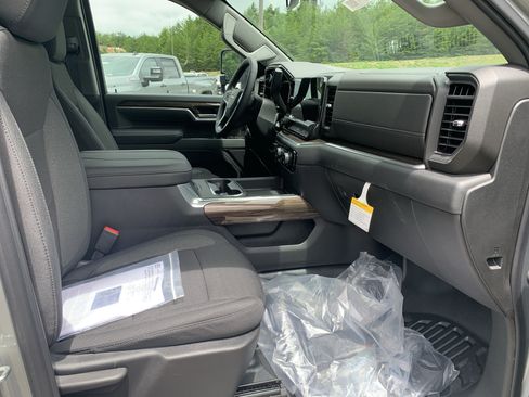 New 2026 Chevrolet Silverado 3500 LT w/ Convenience Package AWD/4WD image 20