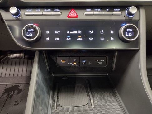 New 2025 Hyundai Sonata Limited image 34