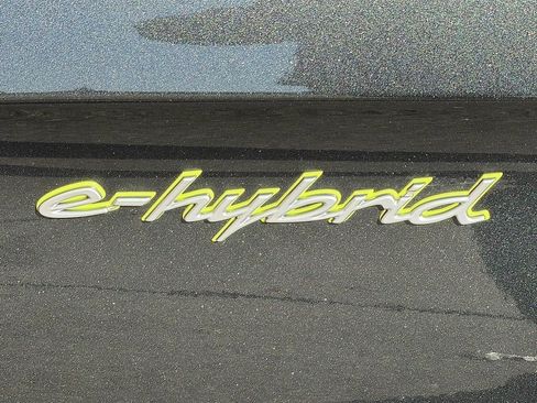 Certified 2025 Porsche Panamera 4S w/ Premium Package image 28