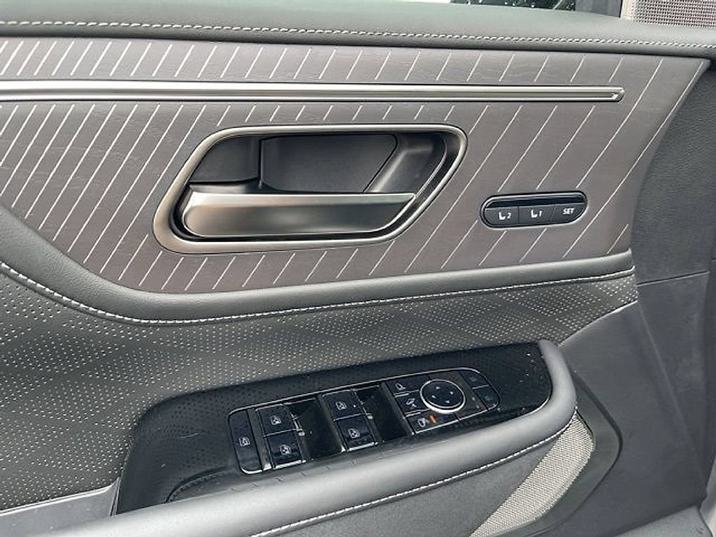 New 2025 INFINITI QX80 Autograph AWD/4WD image 29