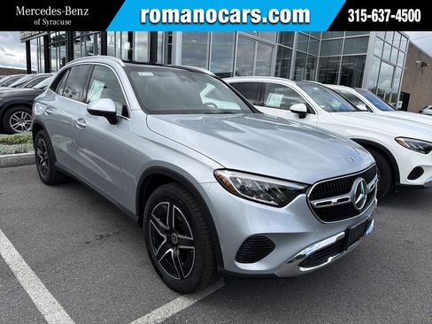Used 2026 Mercedes-Benz GLC 300 4MATIC image 1