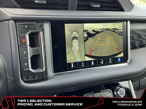 Used 2024 GMC Yukon XL Denali RWD image 33