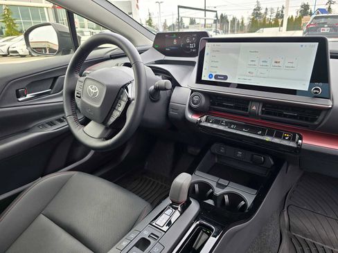 Used 2024 Toyota Prius Prime image 12