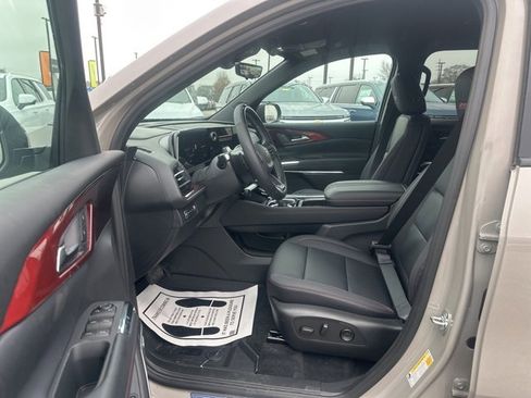 New 2026 Chevrolet Traverse Z71 image 16