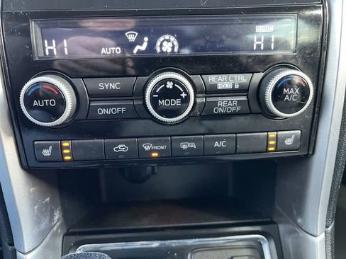 Used 2020 Subaru Ascent Limited w/ Popular Package #2A image 18