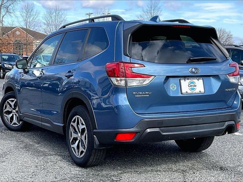 Certified 2021 Subaru Forester Premium image 11