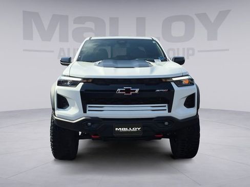 Used 2025 Chevrolet Colorado ZR2 w/ ZR2 Bison Edition image 8