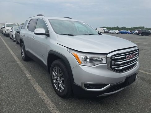 Used 2018 GMC Acadia SLT AWD/4WD image 2