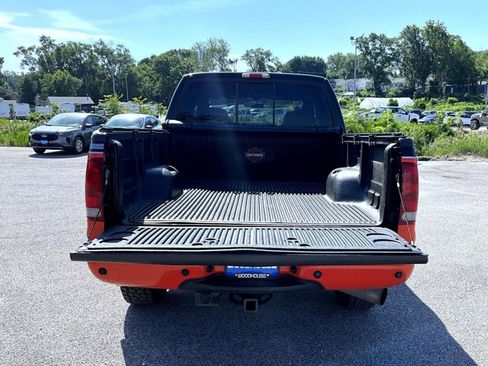 Used 2004 Ford F250 Harley-Davidson AWD/4WD image 9