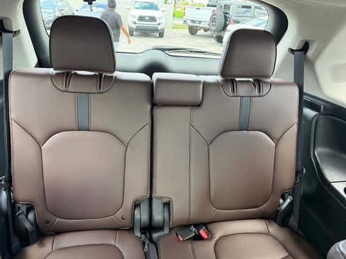 Used 2023 Honda Pilot Elite image 39